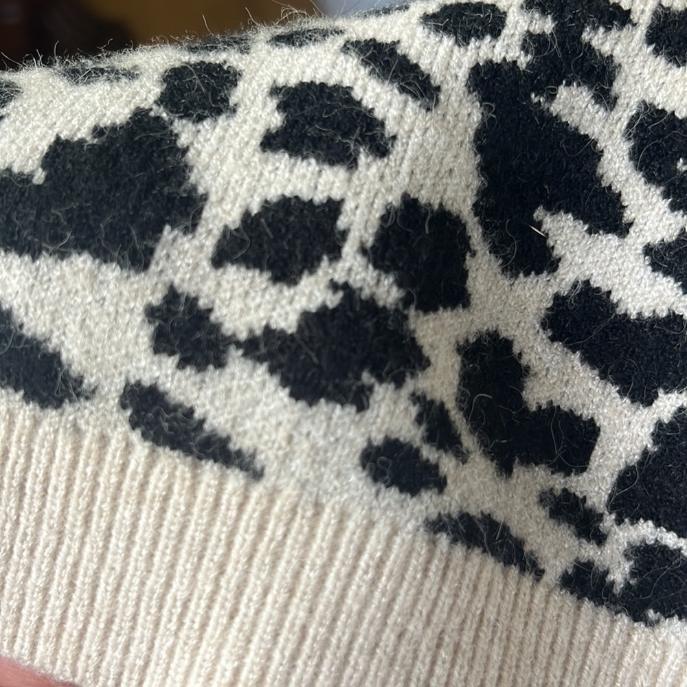 RACHEL PARCELL Crewneck Leopard Print Knit NWT Size Medium - Picture 13 of 13